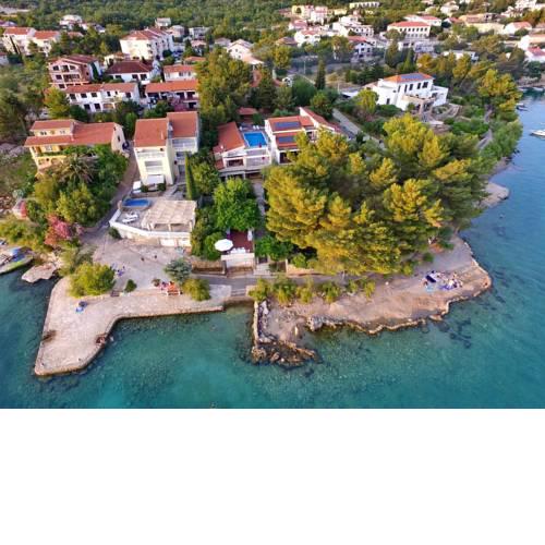 Spacious Apartment in Starigrad with Swimming Pool
