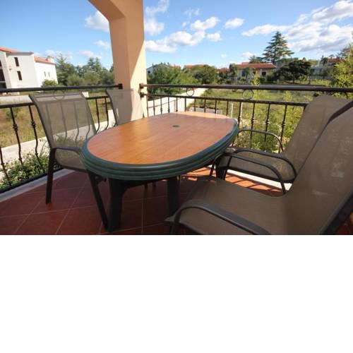Apartment Basanija 3402d
