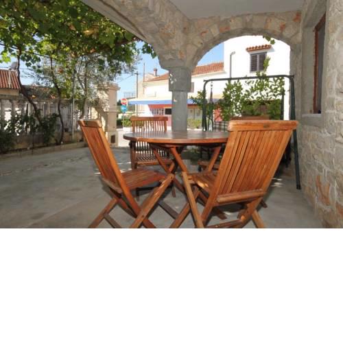 Apartment Basanija 7148a