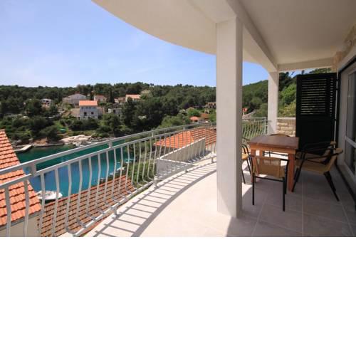 Apartment Basina 8754b