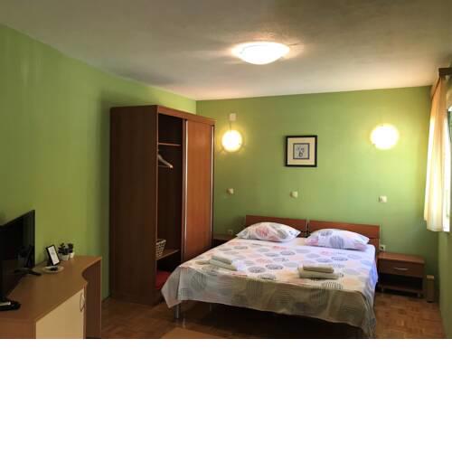 Apartment Begić Makarska
