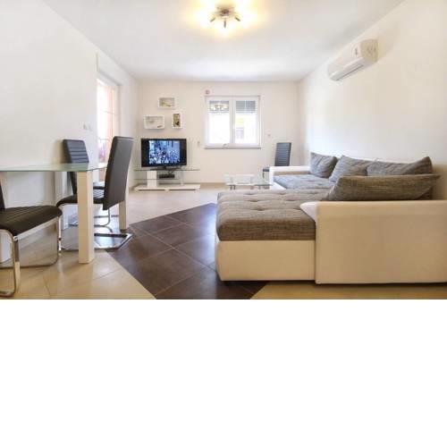 Apartment Borka