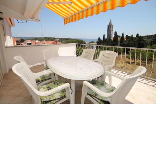 Apartment Bozava 8100a