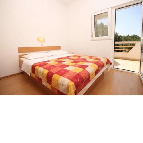 Apartment Bozava 8123a