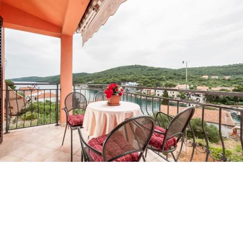 Apartment Bozava 8124a