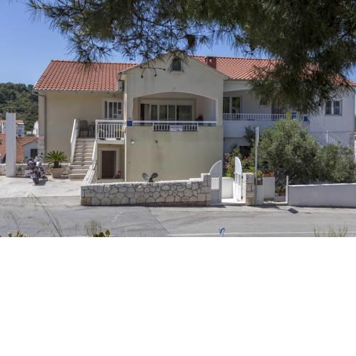 Apartment Božo