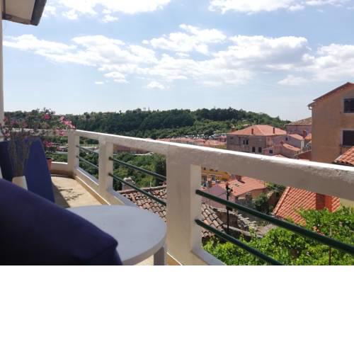 Apartment Branko with terrace, Old Town Labin