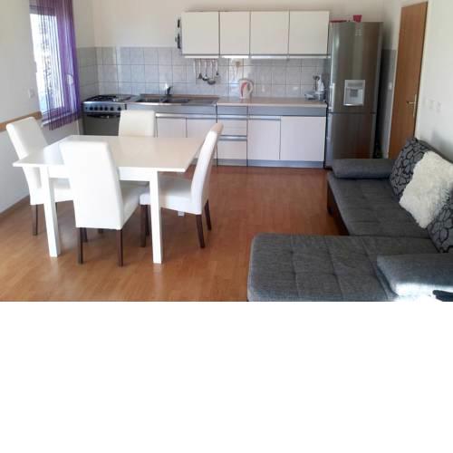 Apartment Brodarica 4239a