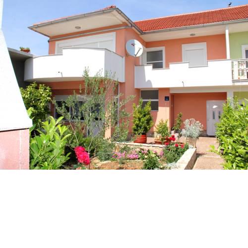 Apartment Bura