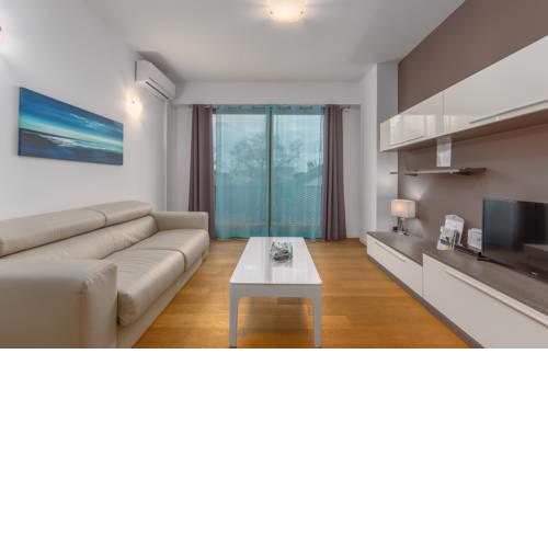 Apartment Cara
