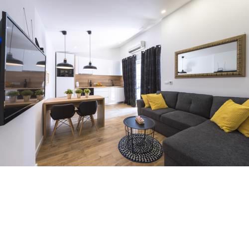 APARTMENT CENTRAL 1