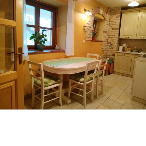 Apartment Dado