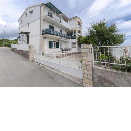 Apartment Darija