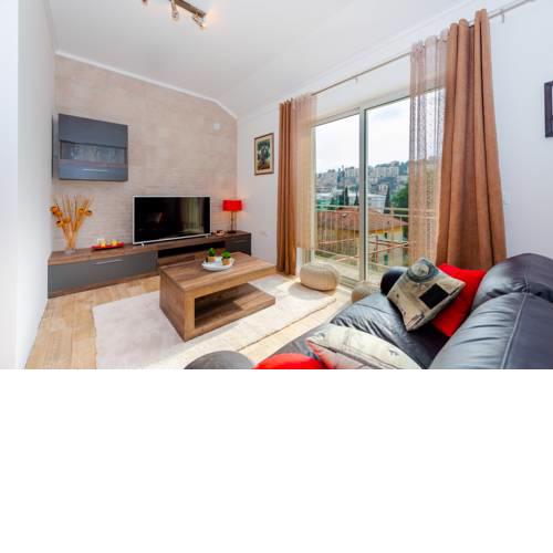 Apartment Dora