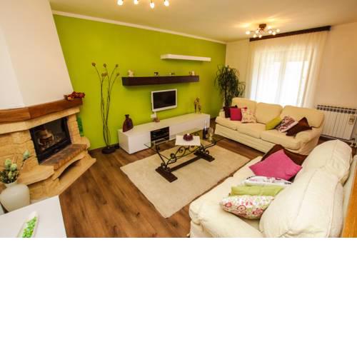 Apartment Dori