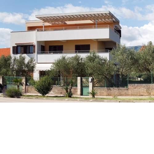Apartment Drnis 12769a