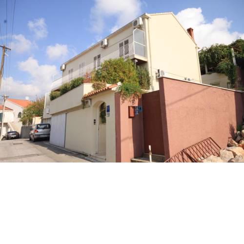 Apartments with a parking space Dubrovnik - 9682