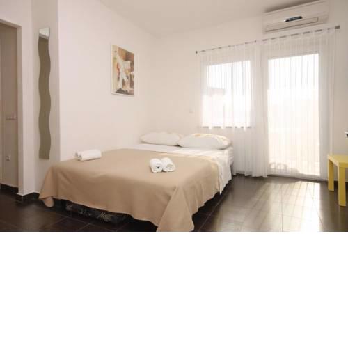 Apartment Funtana 7076d
