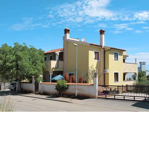 Apartment Gabi (MDN152)