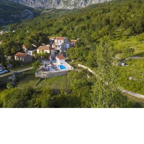 Apartment Gornji Tucepi 17686a