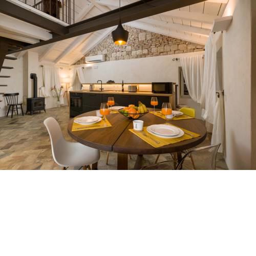 Apartment House Lina