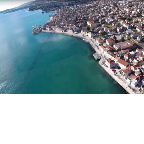 Apartment in center with the sea view Radun