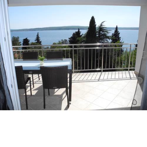 Apartment in Crikvenica 5739