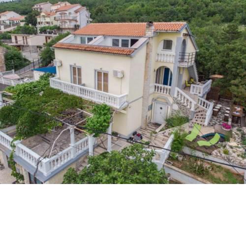 Apartment in Crikvenica with sea view, terrace, air conditioning, Wi-Fi (4628-3)