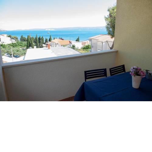 Apartment in Duce with sea view, balcony, air conditioning, Wi-Fi (132-6)