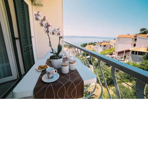 Apartment in Duce with sea view, balcony, air conditioning, Wi-Fi (4167-8)