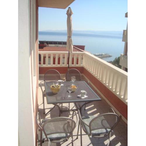 Apartment in Duce with sea view, balcony, air conditioning, WiFi 245-4