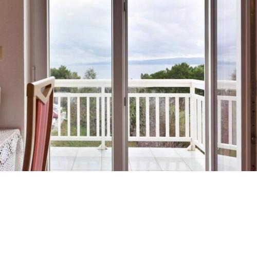 Apartment in Duce with sea view, balcony, air conditioning, WiFi 5063-2