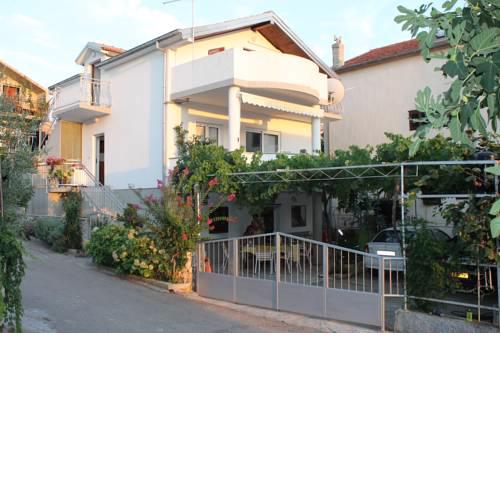 Apartment in Grebastica 7134