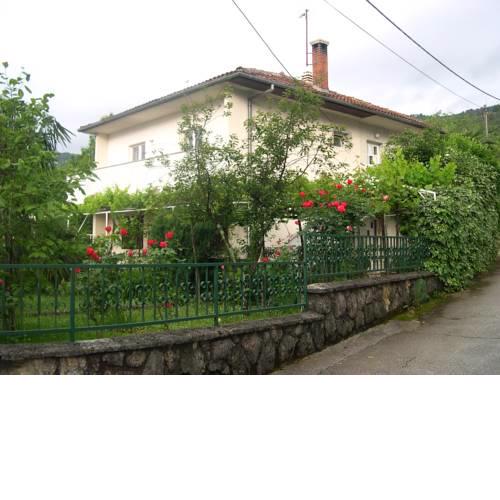 Apartment in Ika 15099