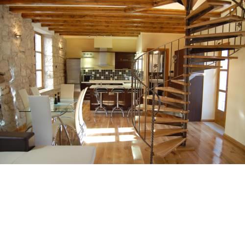 Apartment in Ismaelli Palace
