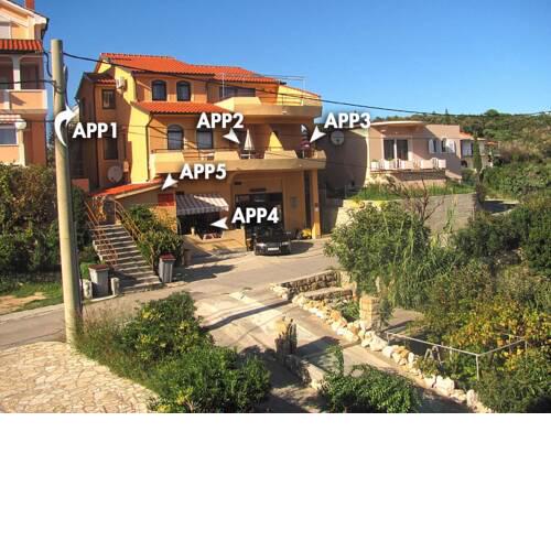 Apartment in Lopar with Balcony, Air conditioning, Wi-Fi (4842-4)