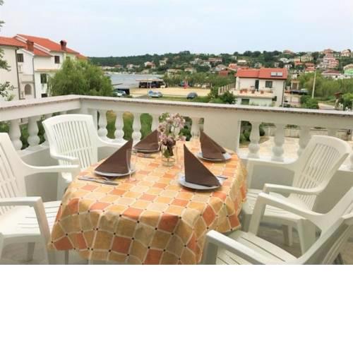 Apartment in Lopar with sea view, balcony, air conditioning, Wi-Fi (4607-5)