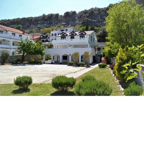 Apartment in Lopar with sea view, terrace, air conditioning, Wi-Fi (4607-3)