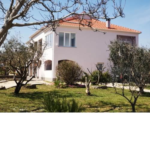 Apartment in Nin with Terrace, Air condition, WIFI (4732-3)
