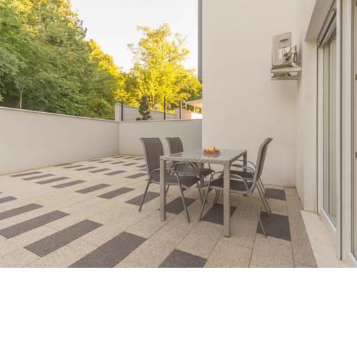 Apartment in Njivice/Otok Krk 30519