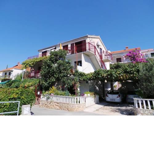 Apartment in Okrug Gornji 6217