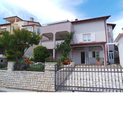 Apartment in Pjescana Uvala/Istrien 33329