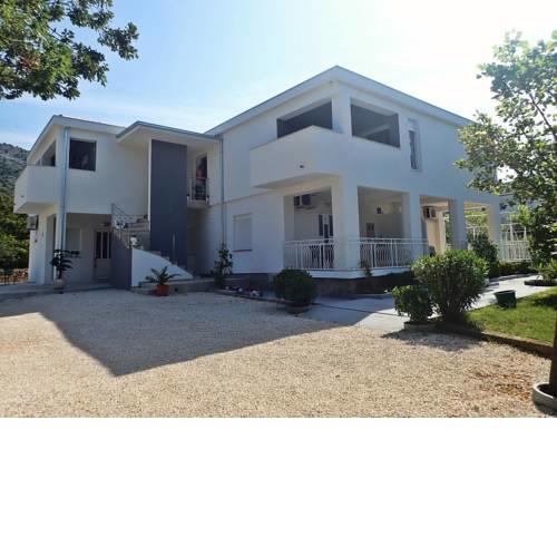 Apartment in Starigrad-Paklenica 38637