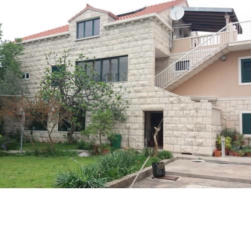 Apartment in Sumartin with balcony, air conditioning, WiFi (4906-2)