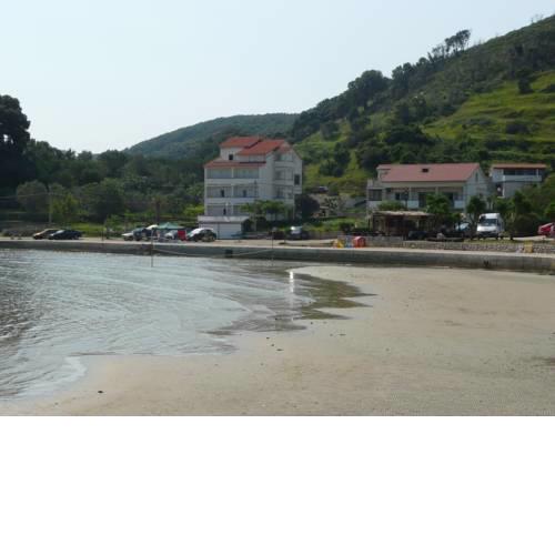 Apartment in Supetarska Draga 17861