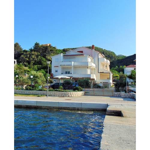Apartment in Supetarska Draga 34570