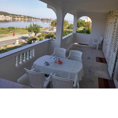 Apartment in Supetarska Draga with Seaview, Balcony, WIFI (4325-3)