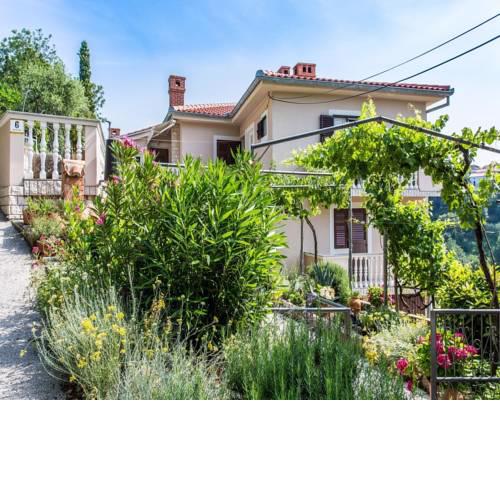 Apartment in Vrbnik/Insel Krk 36873
