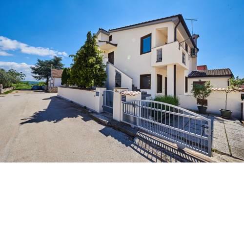 Apartment Iriska