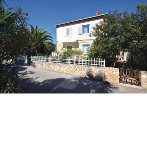Apartment Ivanje Gomile bb Croatia